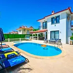 Lunessa-villa With Children's Pool For 8 People In Oludeniz Casa de Férias *