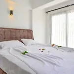 Casa de Férias Lunessa-villa With Children's Pool For 8 People In Oludeniz Fethiye