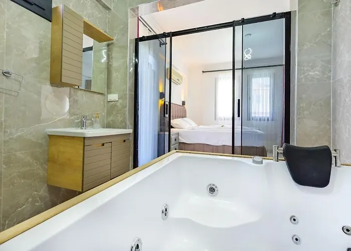 Lunessa-villa With Children's Pool For 8 People In Oludeniz Дом отдыха Фетхие